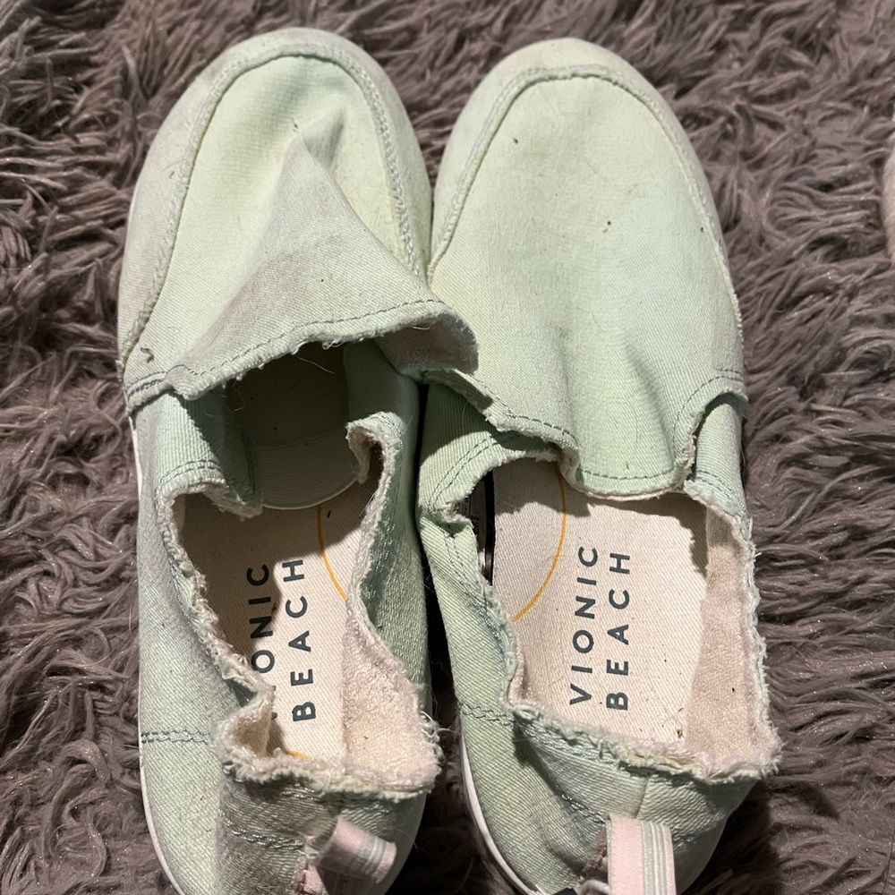 Vionic Beach Shoes